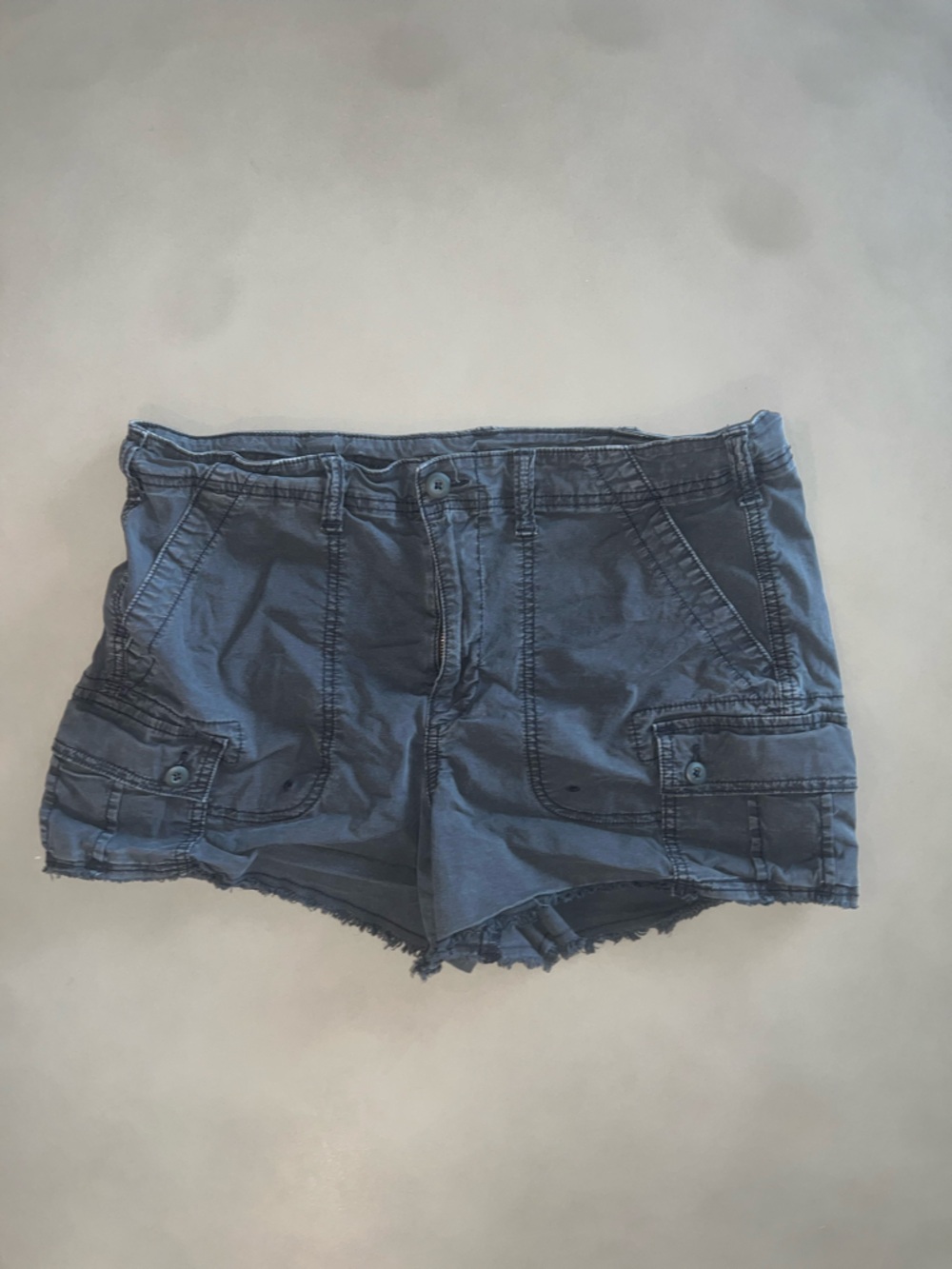 American Eagle Women’s Casual Utility Cargo Shorts SIZE 12 Stretch